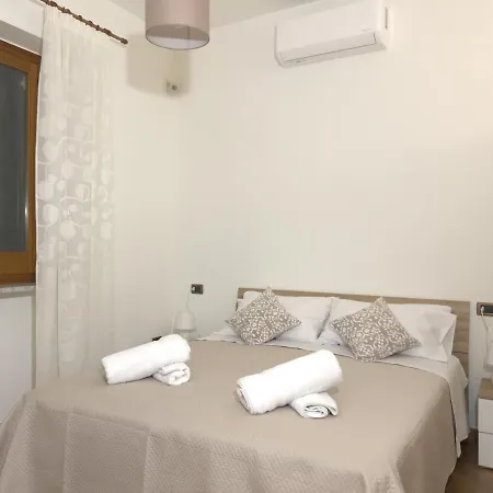 La Capinera Holidays 3* سانتا فلافيا